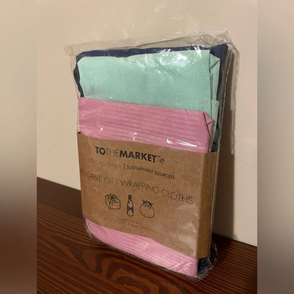NWT To the Market Gift Wrapping Clothes Pink Navy Turquoise Sustainable Eco - Picture 1 of 8